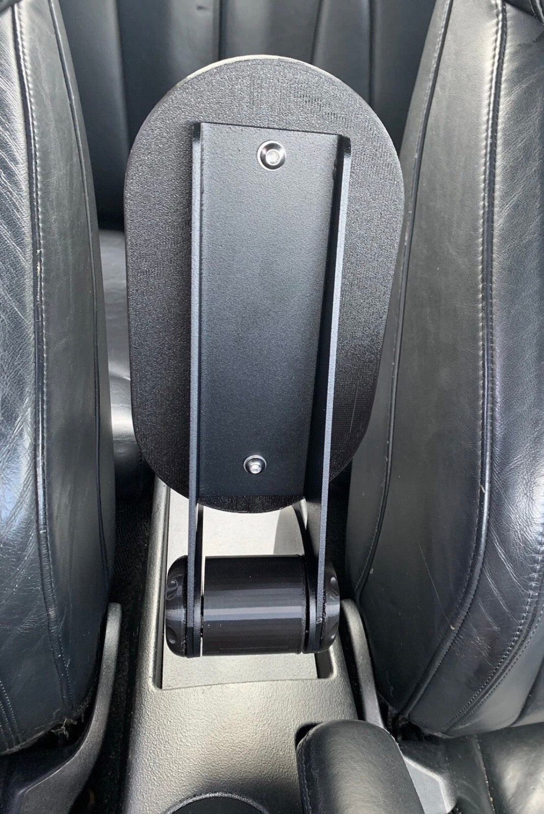 Audi TT MK2 Armrest