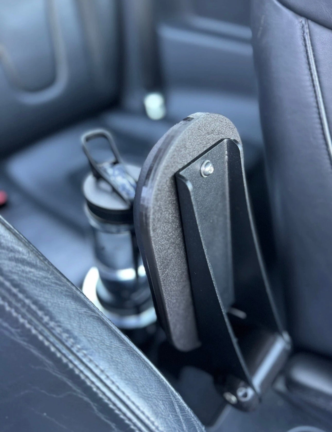 Audi TT MK2 Armrest and Large Bottle Holder