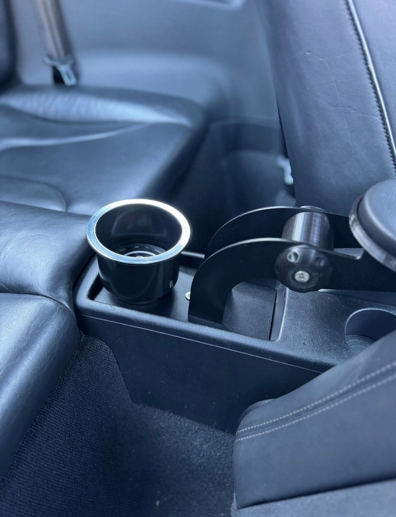 Audi TT MK2 Armrest and Large Bottle Holder