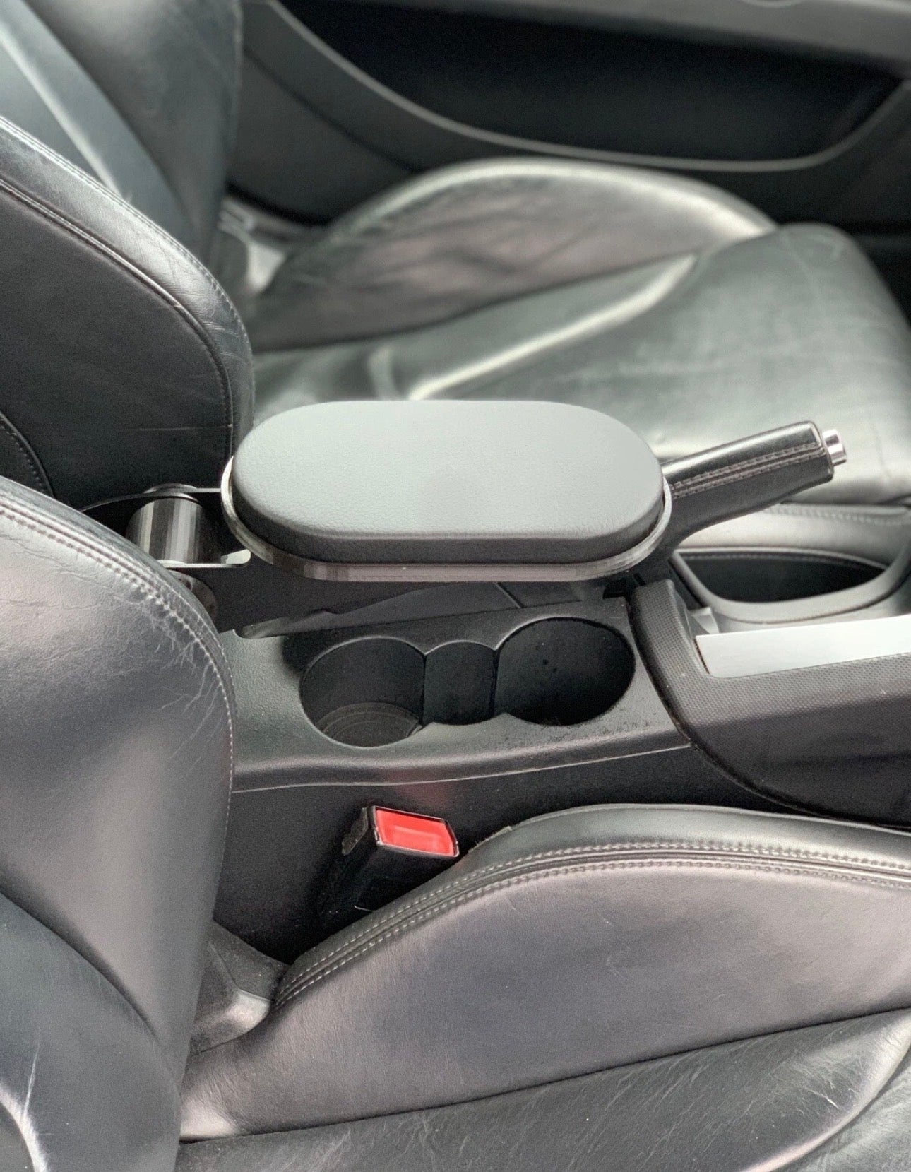 Audi TT MK2 Armrest