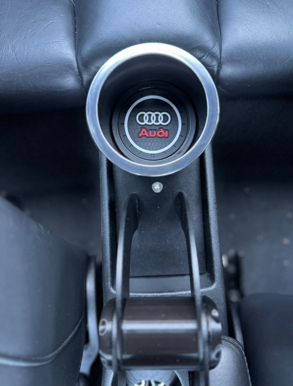 Audi TT MK2 Armrest and Large Bottle Holder