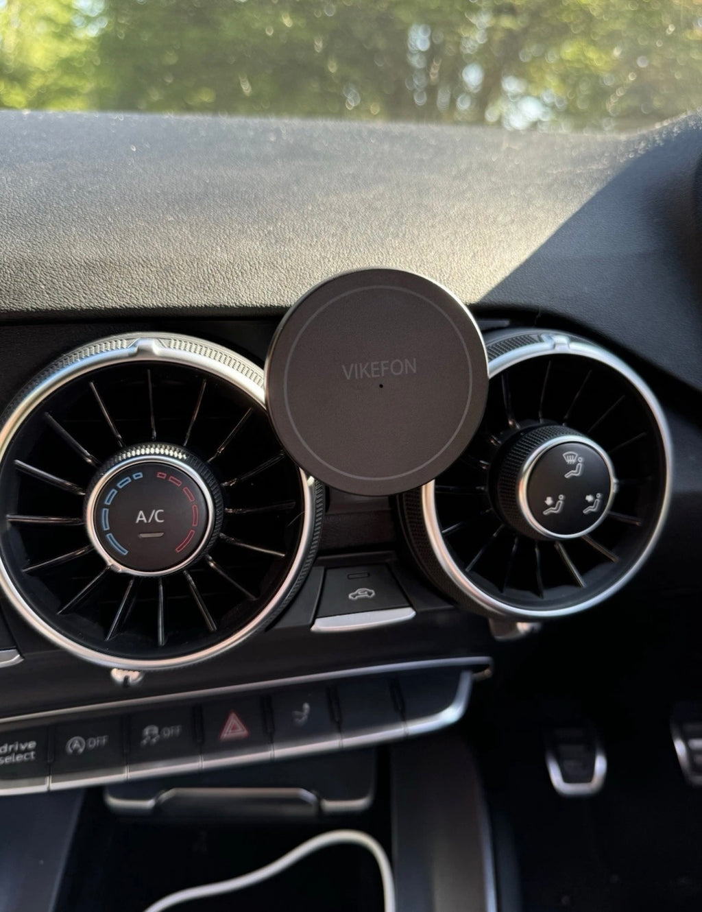 Audi TT MK3 Mag Safe Phone Holder